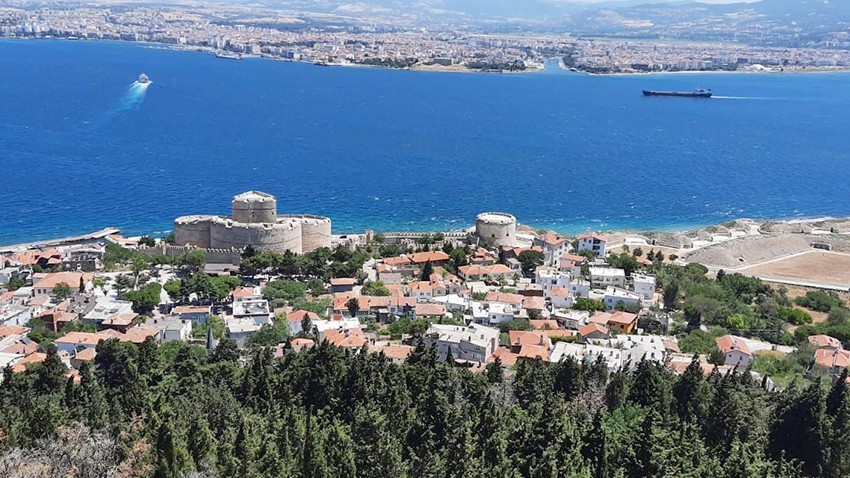 Çanakkale’nin Tarihi Nöbetçileri: Çimenlik ve Kilitbahir Kaleleri