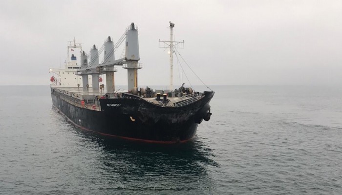 Çanakkale Boğazı girişinde çarpışan gemilerde hasar tespiti yapıldı