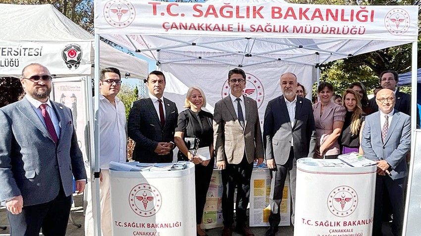 ÇOMÜ’de Sağlık Standı Açıldı