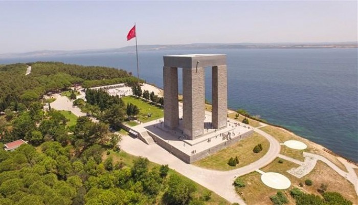 Çanakkale Şehitler Abidesi 61 Yaşında 