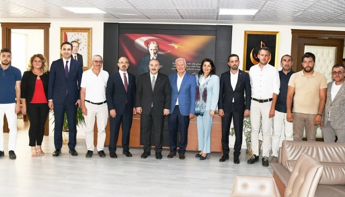Sanayi ve Teknoloji Bakanı Mustafa Varank, Çanakkale'de çeşitli ziyaretler gerçekleştirdi