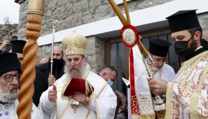 Patrik Bartholomeos ile Yunanistan Dışişleri Bakan Yardımcısı Gökçeada'da ayine katıldı 