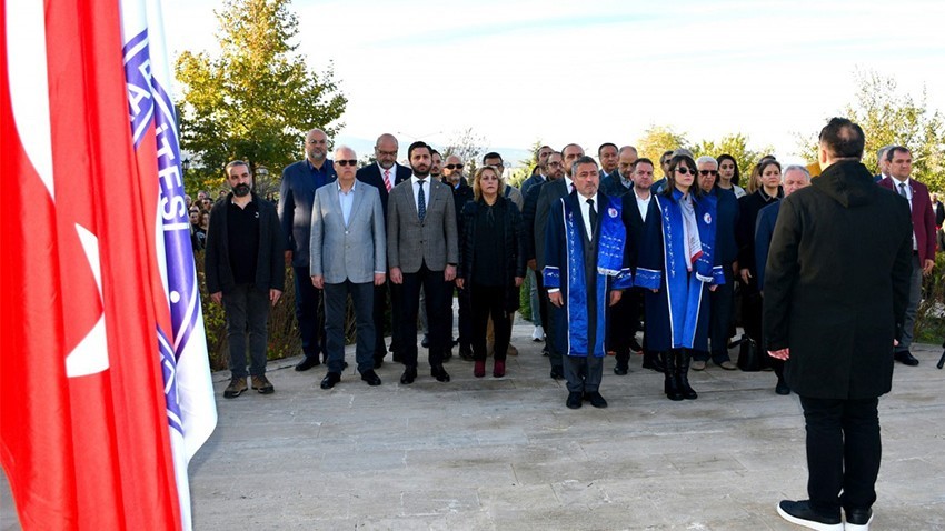 ÇOMÜ’de 10 Kasım Atatürk’ü Anma Töreni düzenlendi