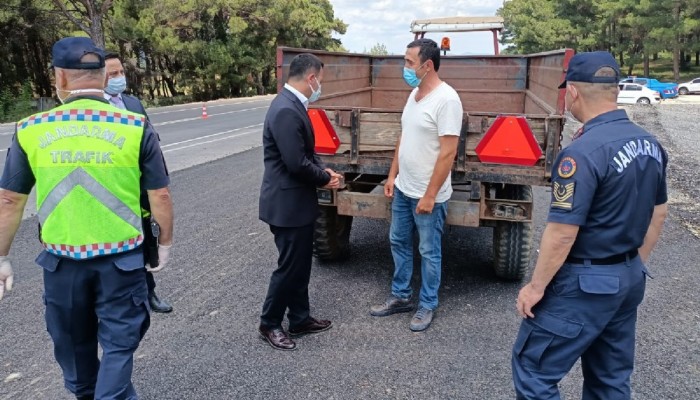 Tarım araçlarının görünürlüğüne dikkat çekildi