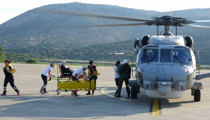 Hasta askeri helikopterle sevk edildi