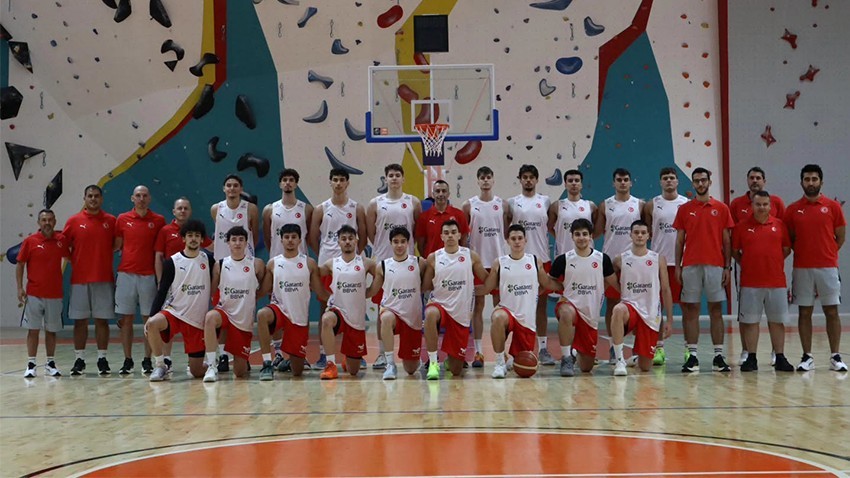 18 Yaş Altı Erkek Milli Basketbol Takımı Avrupa Şampiyonası Hazırlıklarına Başladı