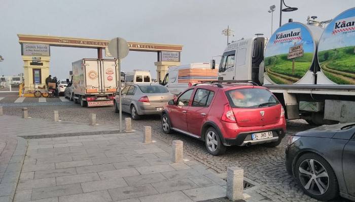  Çanakkale’de yoğun sis deniz ulaşımını etkiledi