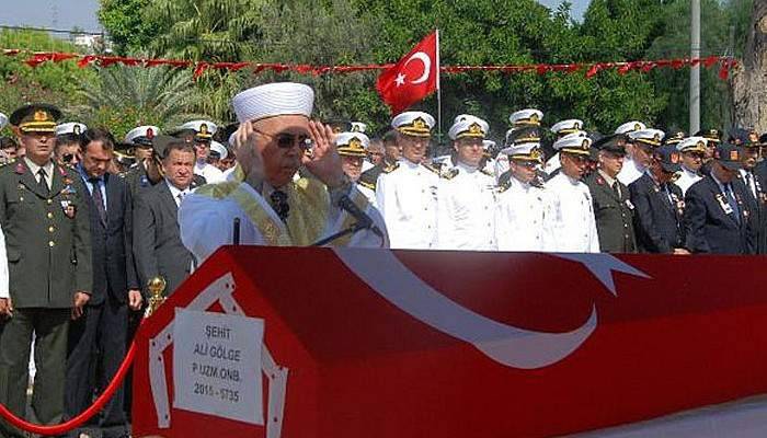 Mersin şehidini son yolculuğuna uğurladı