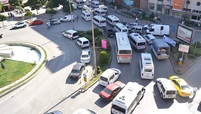 Adana'da 3 kişiden 1'ine araç düşüyor