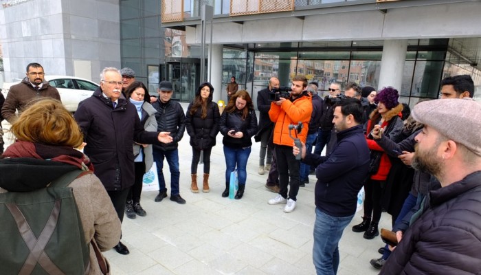 Gökhan, Gazetecilere Yeşil Belediye Hizmet Binasını Gezdirdi