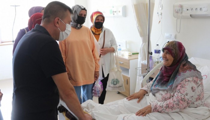 Başkan Borazan’da hasta ziyareti