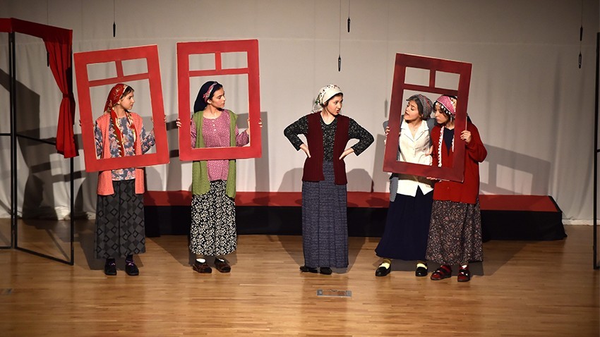  “Kuyruklu Yıldız Altında Bir İzdivaç” sahne aldı