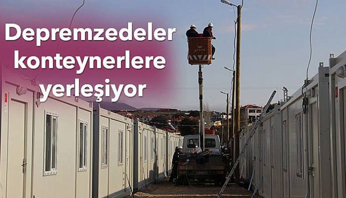 Depremzedeler konteynerlere yerleşiyor