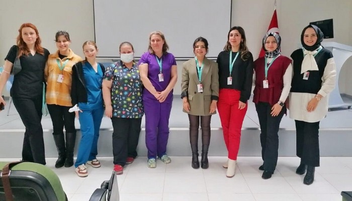 BİGA DEVLET HASTANESİ'NDE HİZMET İÇİ EĞİTİMLER DEVAM EDİYOR