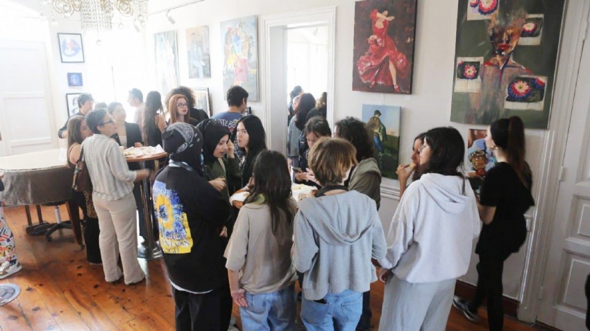 Akçansa Güzel Sanatlar Lisesi Öğrencilerinin Yıl Sonu Sergisi Sanatseverlerle Buluştu