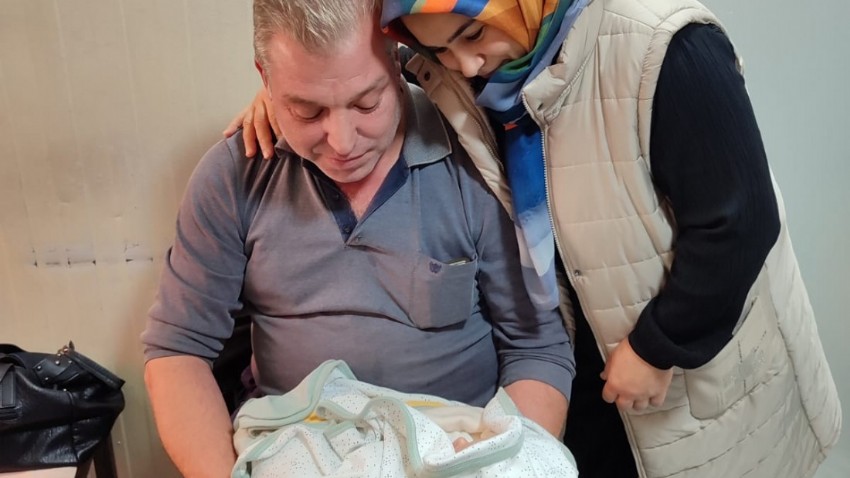 Kasap Aydın Dede Oldu