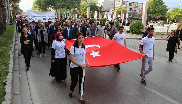  ÇOMÜ öğrenci şenlikleri açılış töreniyle başladı (VİDEO)