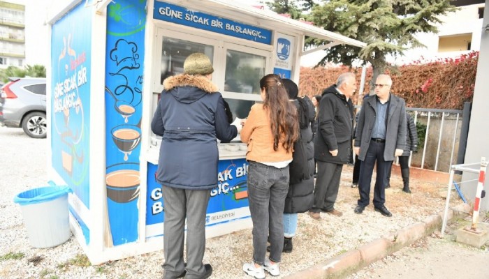 Başkan Gökhan Sıcak Çorba İkramında