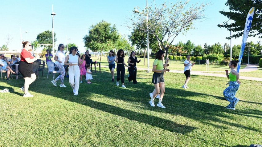 Sağlıklı Yaşamın Anahtarı Zumba
