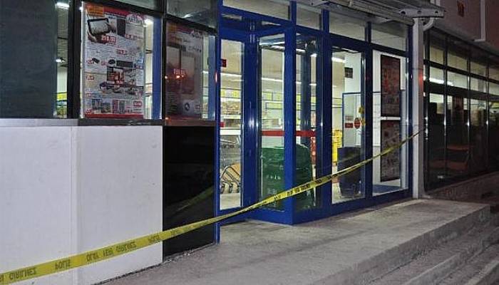  Markette silahlı soygun!