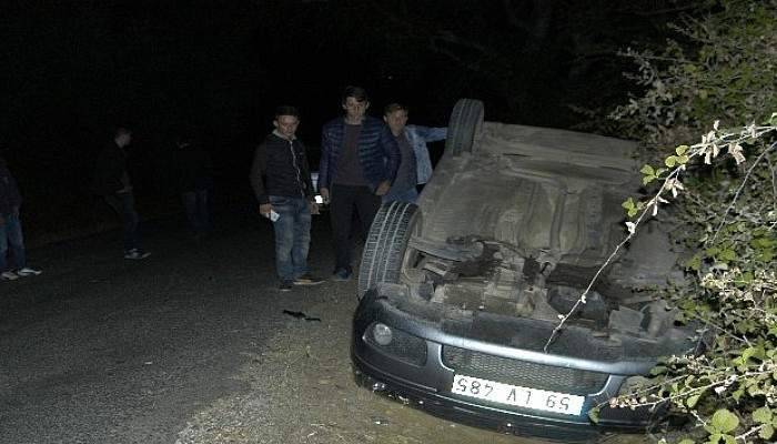 Karı koca takla atan araçtan sağ çıktı