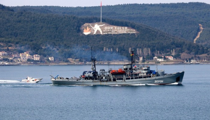 Rus savaş gemisi Epron, Çanakkale Boğazı'ndan geçti (VİDEO)