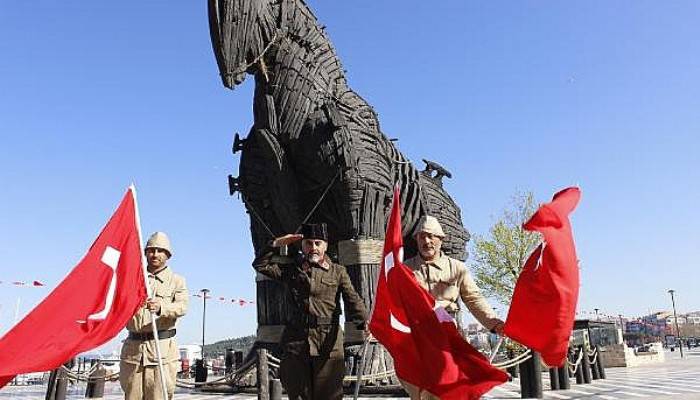 ŞEHİTLER İÇİN YÜRÜYEN GAZİ TORUNU, ÇANAKKALE’YE ULAŞTI  