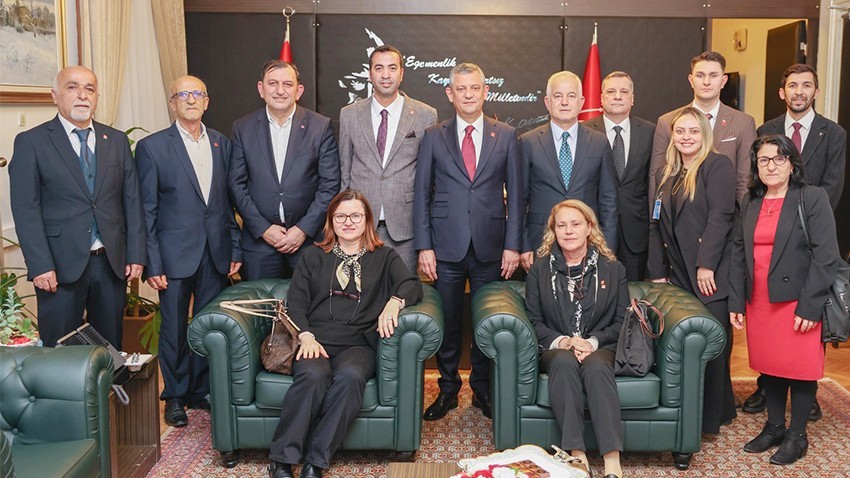 CHP’li Güneşhan’dan Genel Başkan Özgür Özel’e Ziyaret