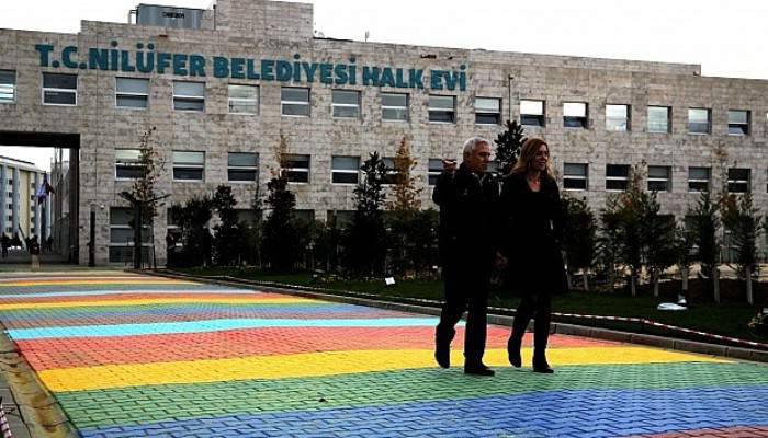 Bu yol başka bir yol!