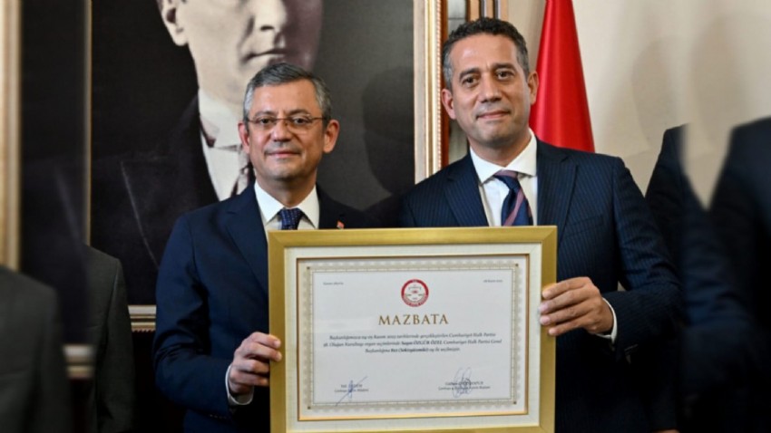 Özgür Özel mazbatasını aldı!