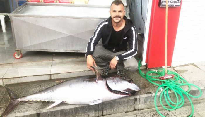 55 KİLOLUK ORKİNOS YAKALADI