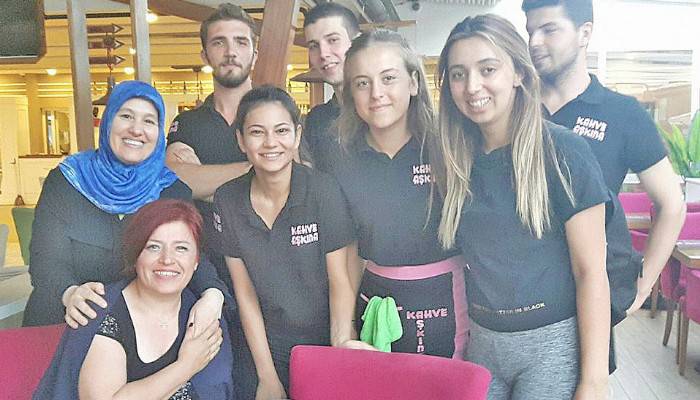 Yolun yarısı 45 yaşı aldık!