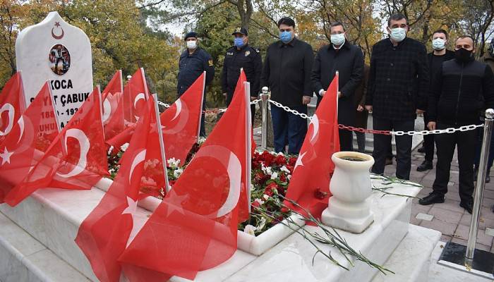 Koca Seyit mezarı başında anıldı