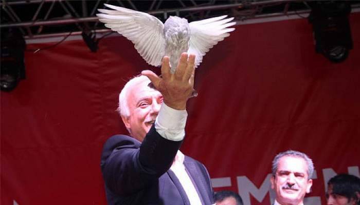 Ünlü ilahiyatçı Nihat Hatipoğlu'ndan FETÖ'lere çok ağır sözler