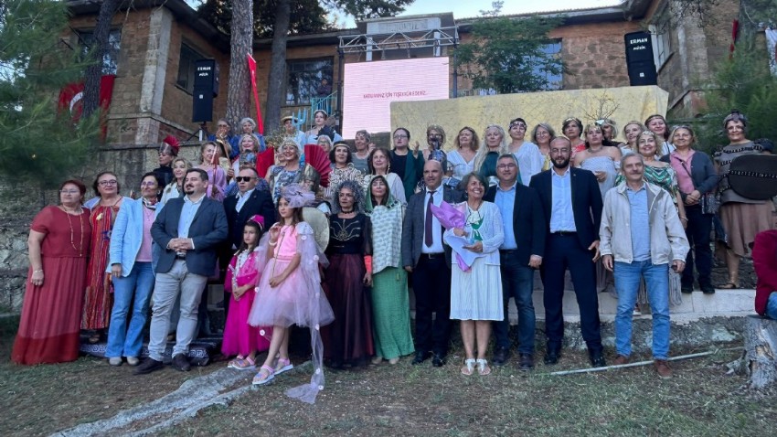 Tanrılar ve Tanrıçalar Podyumda