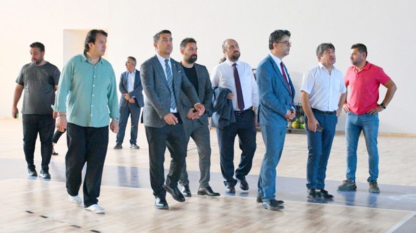 Rektör Erenoğlu, Spor Bilimleri Fakültesinde İncelemelerde Bulundu
