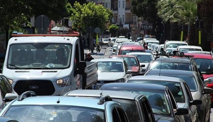 Çanakkale' de bu yolu kullanan sürücüler dikkat!