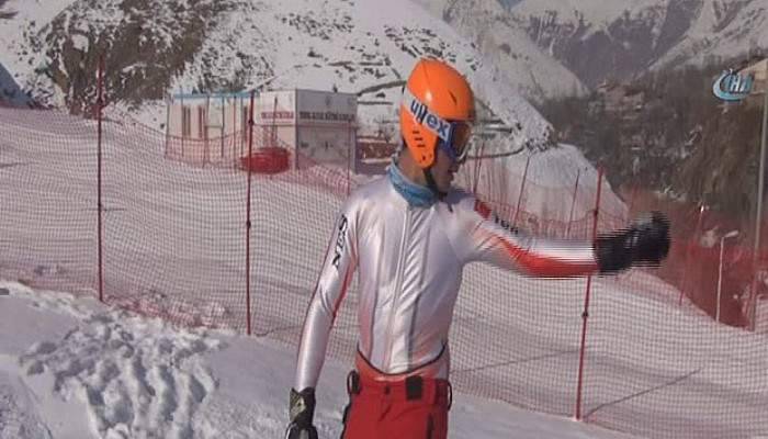 Bitlisliler karın sefasını sürüyor