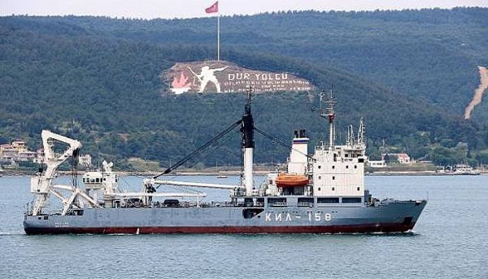 Rus askeri kurtarma gemisi, Çanakkale Boğazı'ndan geçti (VİDEO)