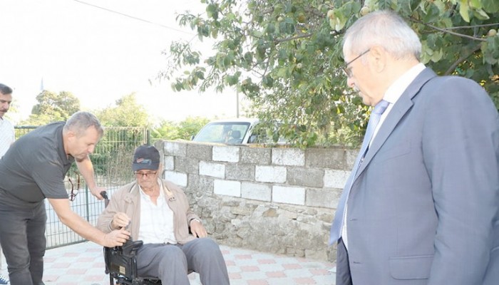 Gelibolu Belediyesinin Tekerlekli Sandalye Desteği Devam Ediyor