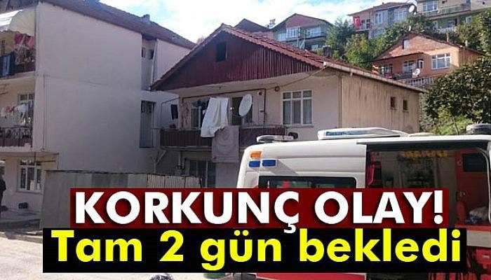 Ölen arkadaşının başında 2 gün bekledi