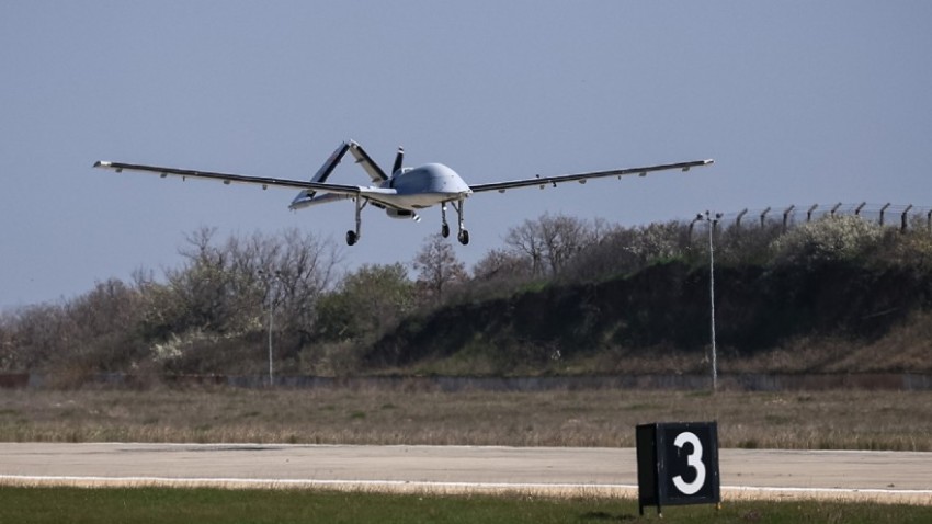 Bayraktar TB3 SİHA, 27 saat havada kaldığı 26. test uçuşunu başarıyla tamamladı  