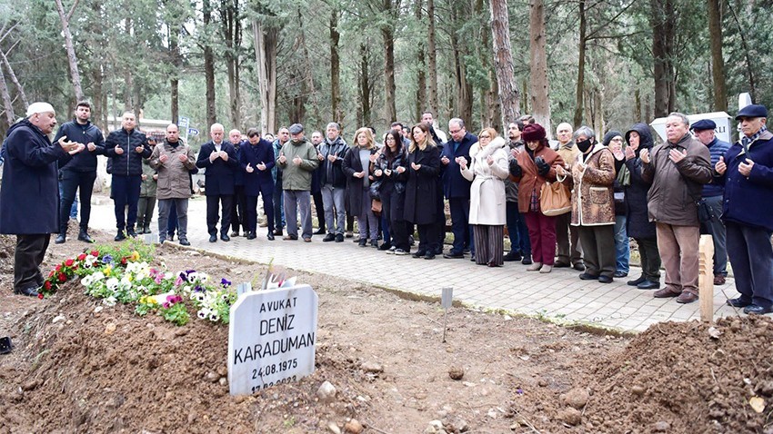 Av. Deniz Karaduman Mezarı başında anıldı