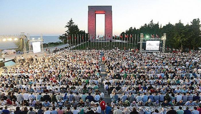 Çanakkale Şehitler Abidesinde büyük iftar 