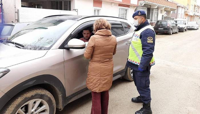 Gelibolu’daki yazlıklarına gelen vatandaşlara sağlık kontrolü