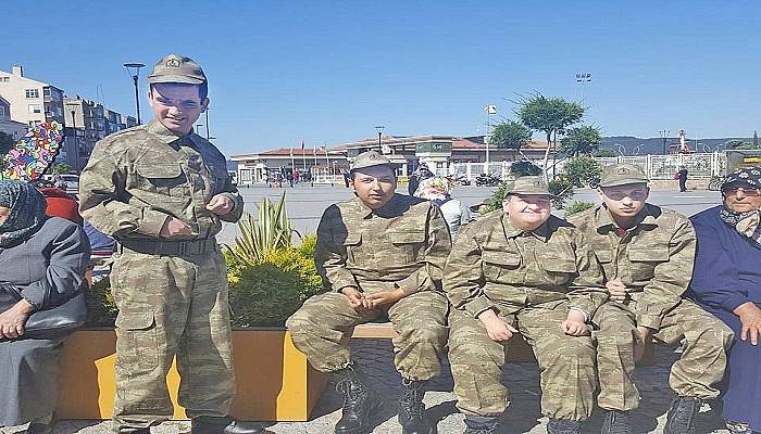  Çanakkale Geçilmez!