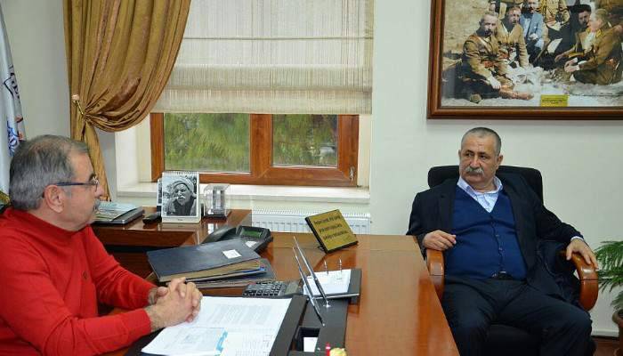 Başkan Başkanı Ziyaret Etti