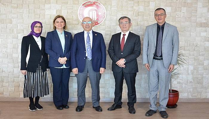 Bezmialem Üniversitesi’nden Rektör Prof. Dr. Sedat Murat’a Ziyaret