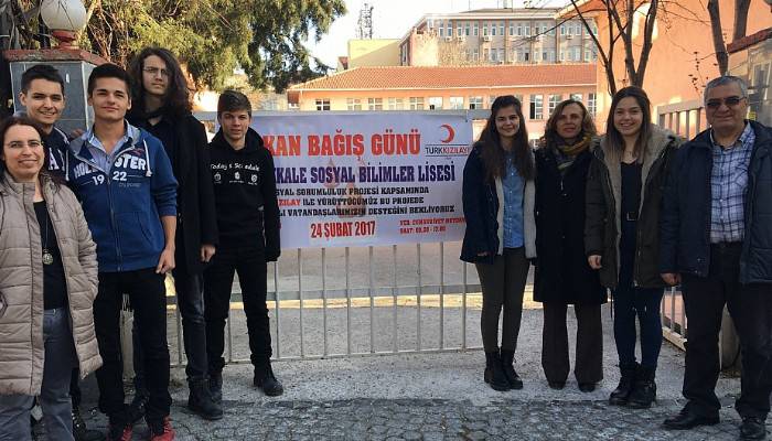 Lise Öğrencilerinden Kan Bağışı Etkinliği