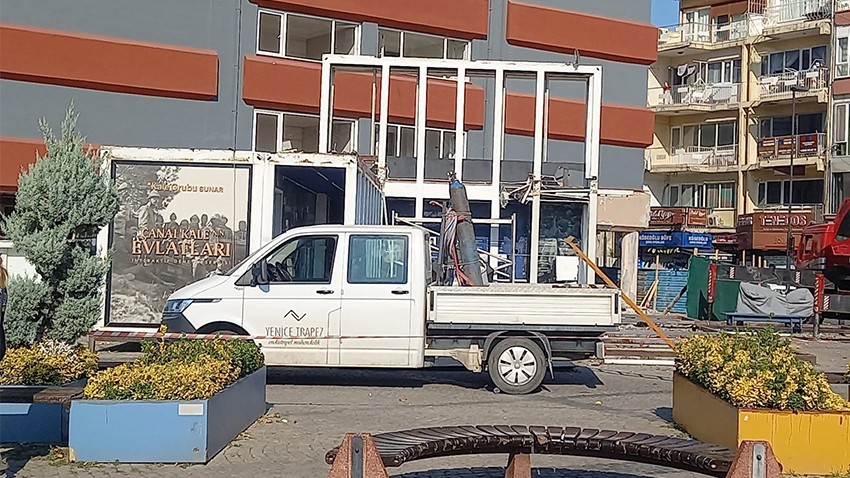 Sergi Alanı Kaldırıldı